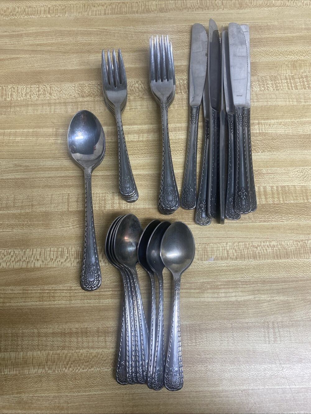 36 Pieces Vintage SUPREME CUTLERY Japan Vintage Stainless Flatware